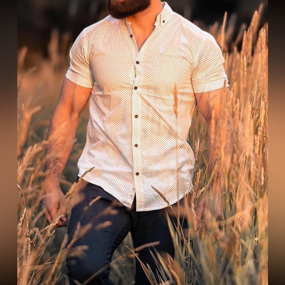 BRAND NEW Mens button up - Picture 5 of 5